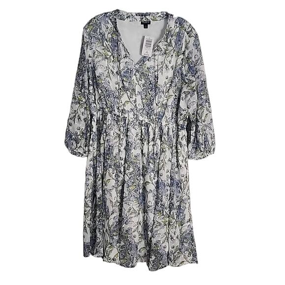 Torrid Pristine Floral Mini Clip Dot Front Keyhole Dress, NWT - Picture 1 of 8